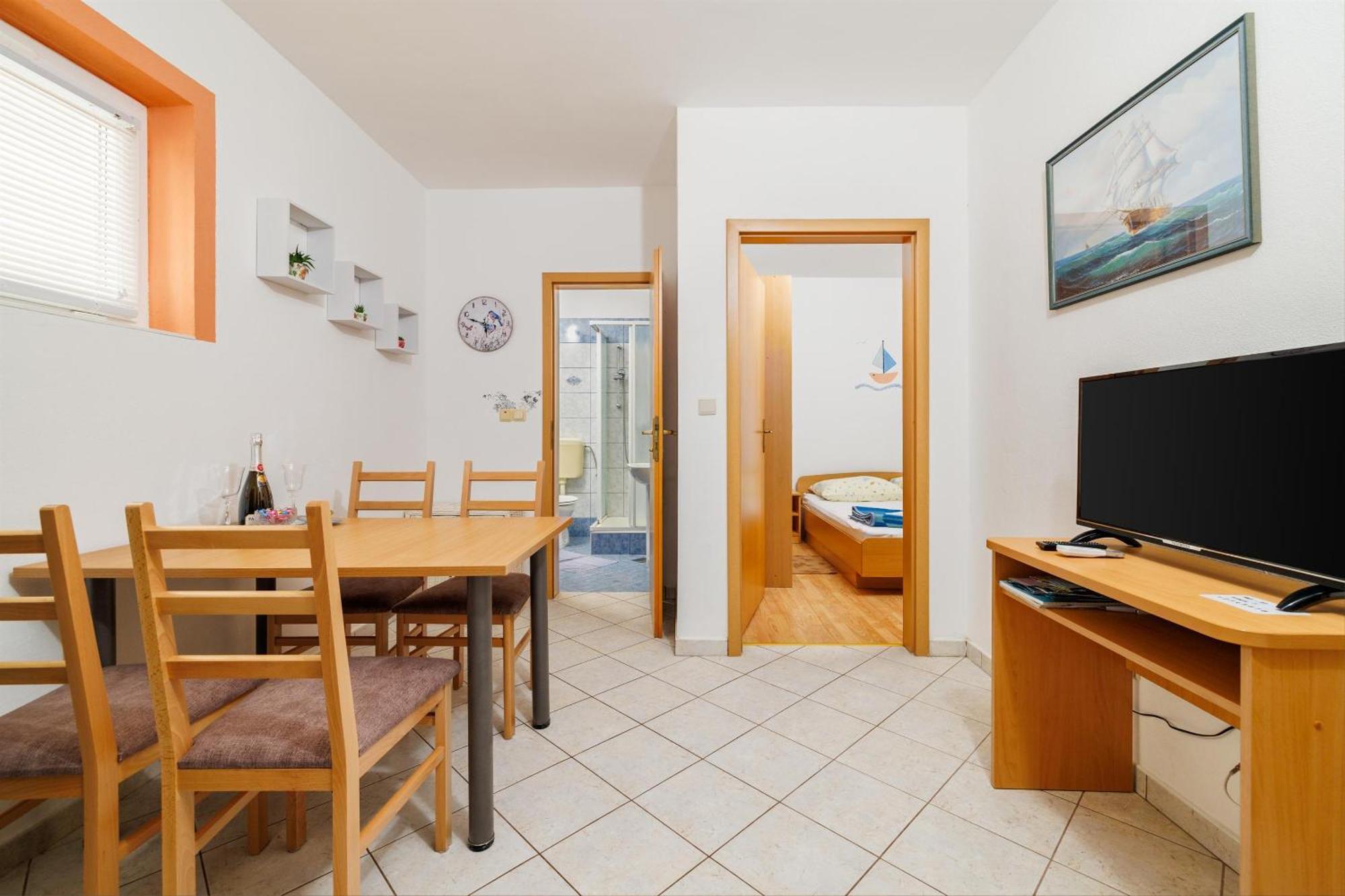 Apartment Julija Povile Εξωτερικό φωτογραφία